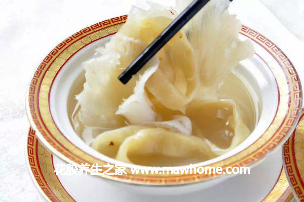 魚翅花膠燉雞湯