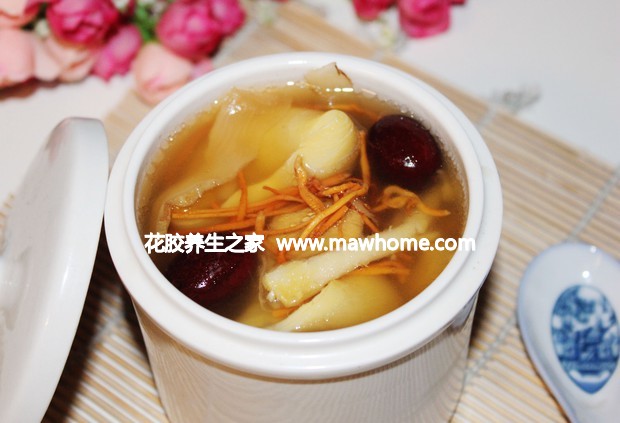冬草花膠燉瘦肉的食用方法
