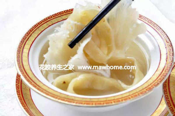 魚翅花膠燉雞湯