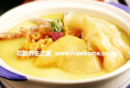 花膠紅棗燉雞