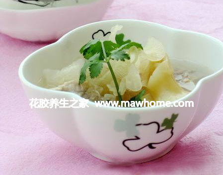 花膠銀耳沙骨湯的做法