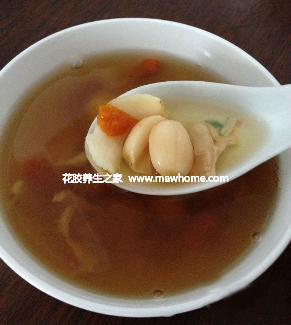 魚膠蓮子百合枸杞湯