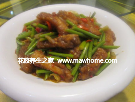 蒜苗小炒魚肚