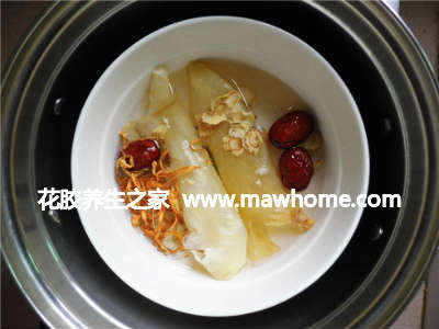 準備花膠材料