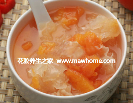 冰糖雪耳花膠燉木瓜