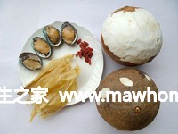 椰汁燉花膠的做法