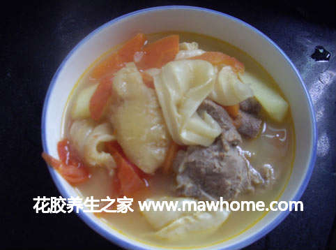花膠龍骨番茄湯