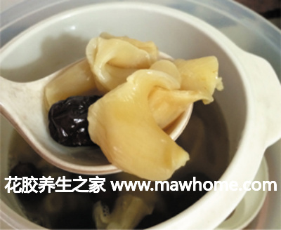清純蓮子燉花膠的做法