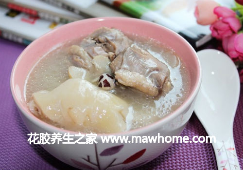 花膠老母雞湯的做法