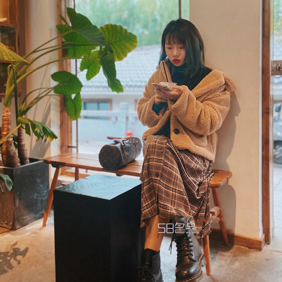 一些中古LV圓筒包的搭配法則,lv金屬鏈包圖片