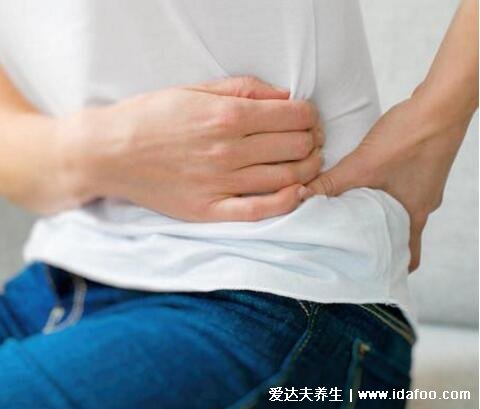 腎結石會引起身體哪個部位疼痛圖片，注意腎疼和腰疼的分別圖解