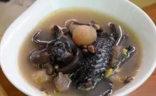 烏雞可以補腎嗎？男性喝烏雞湯有哪些好處