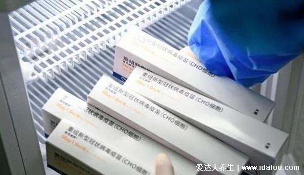 打完第三針新冠疫苗后的不良反應有哪些，輕微的胳膊紅腫發癢
