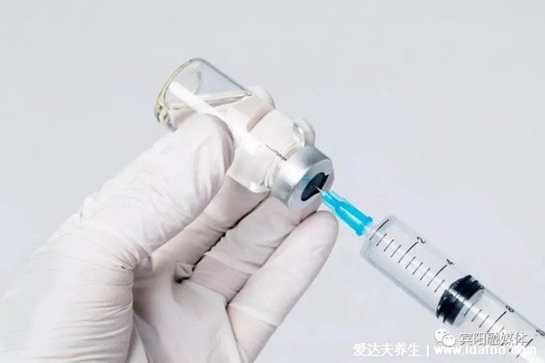 初期麻疹圖片和癥狀圖片，先發熱再出疹從發際開始(按壓褪色)