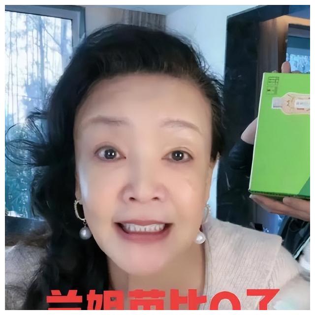 張蘭自曝確診新冠，汪小菲上線不吭聲，網友：養兒不防老
