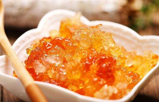 經常吃桃膠的危害，桃膠的適用人群及年齡