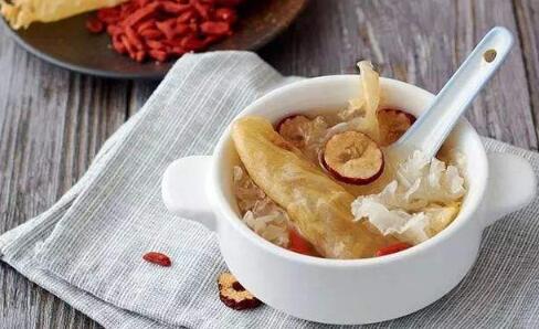 孕婦花膠湯放什么材料好,孕婦花膠湯的做法竅門