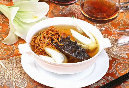 水發即食海參什么意思，水發即食海參的加工方法