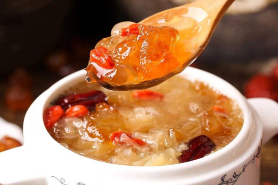 桃膠糖尿病人能吃嗎，血糖高的人怎樣吃桃膠才正確