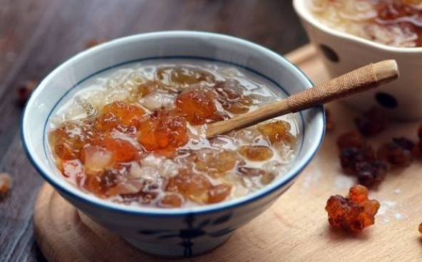 櫻桃膠和桃膠一樣嗎，桃膠和櫻桃膠功效一樣嗎