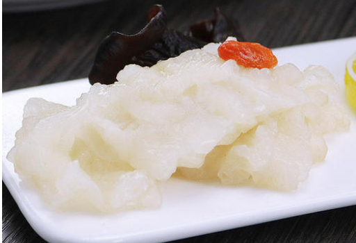 花膠蓮子湯哺乳期能吃嗎，孕婦可以吃嗎