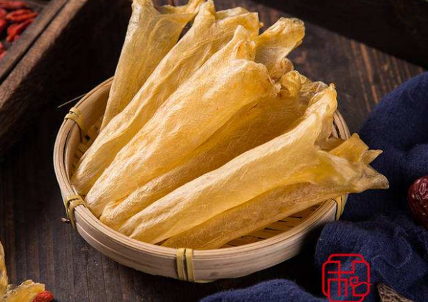 花膠椰皇瘦肉湯做法竅門和作用功效是什么