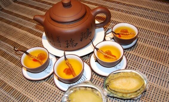 冬蟲夏草的桿子能吃嗎