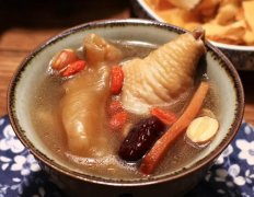 燕窩養胃還是花膠養胃
